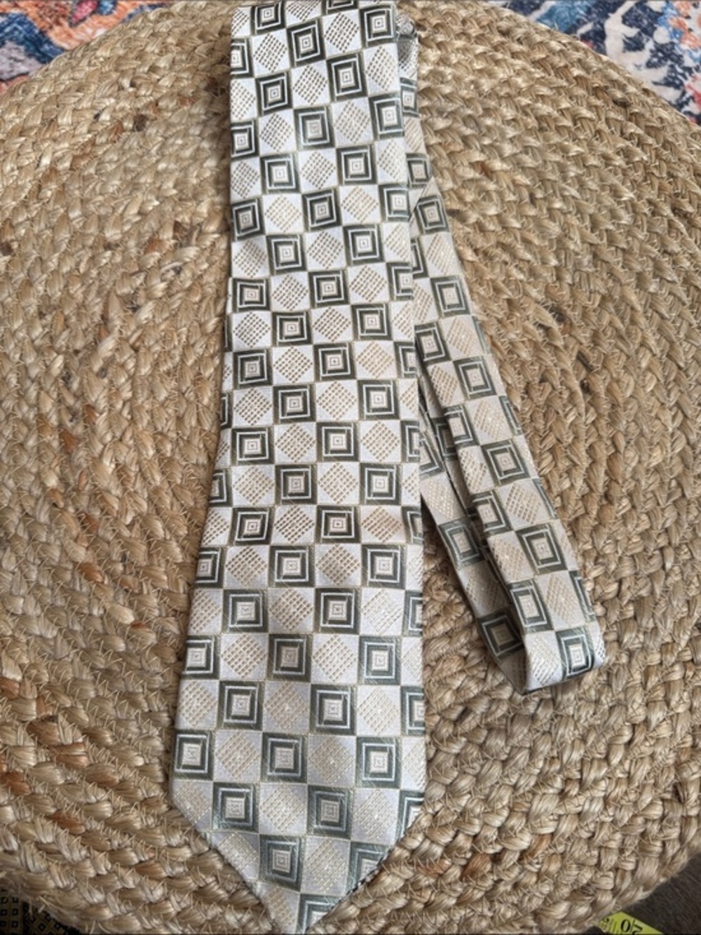 Antonio Fellini 4” Men's Geometric Silver and Tan Tie